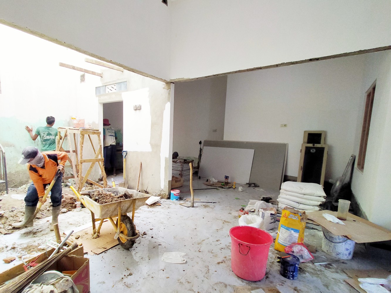 Project Pembangunan Dapur di Belakang Rumah